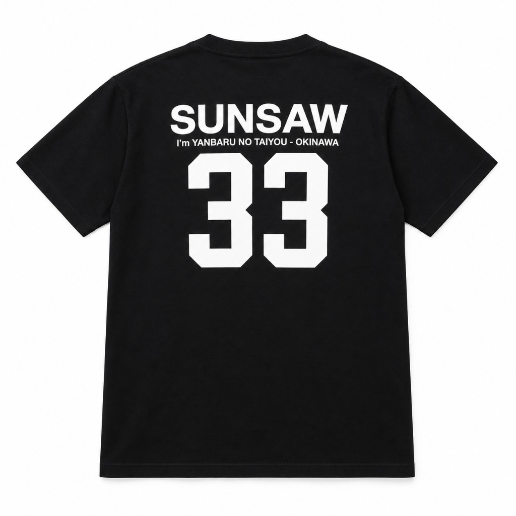 SUNSAW 黒Tシャツ 背面
